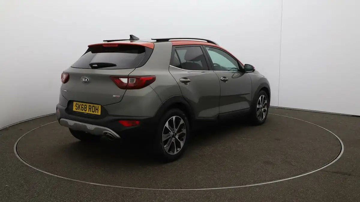 2018-kia-stonic-10-t-gdi-4-big-54