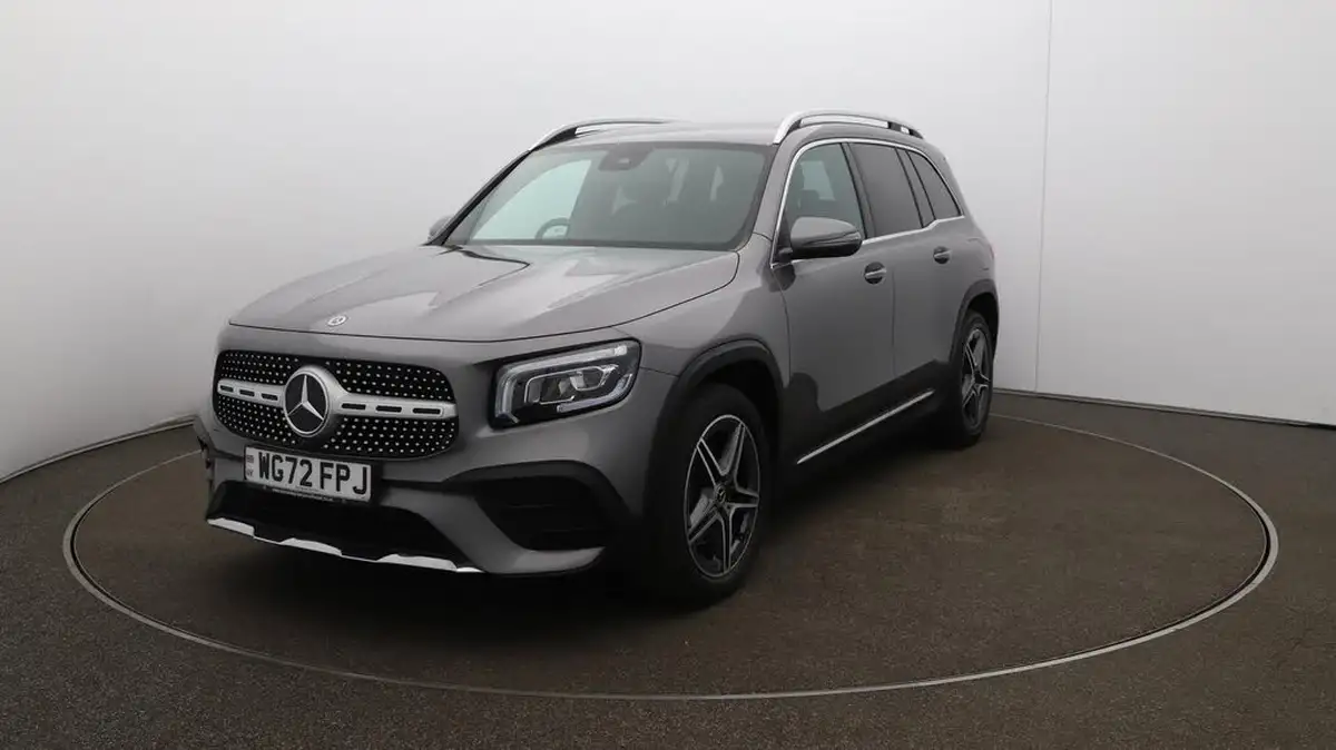 2021-mercedes-benz-glb-class-13-glb200-amg-line-8g-tronic-big-38