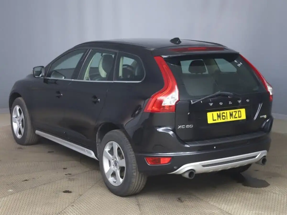 2011-volvo-xc60-20td-d3-r-design-premium-163bhp-big-8