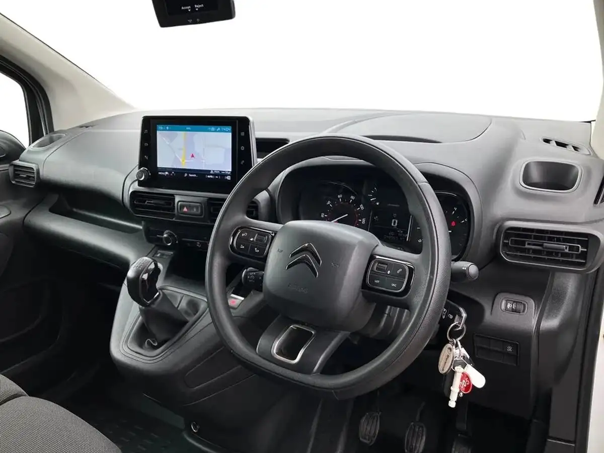 2019-citroen-berlingo-16bluehdi-950-x-big-9