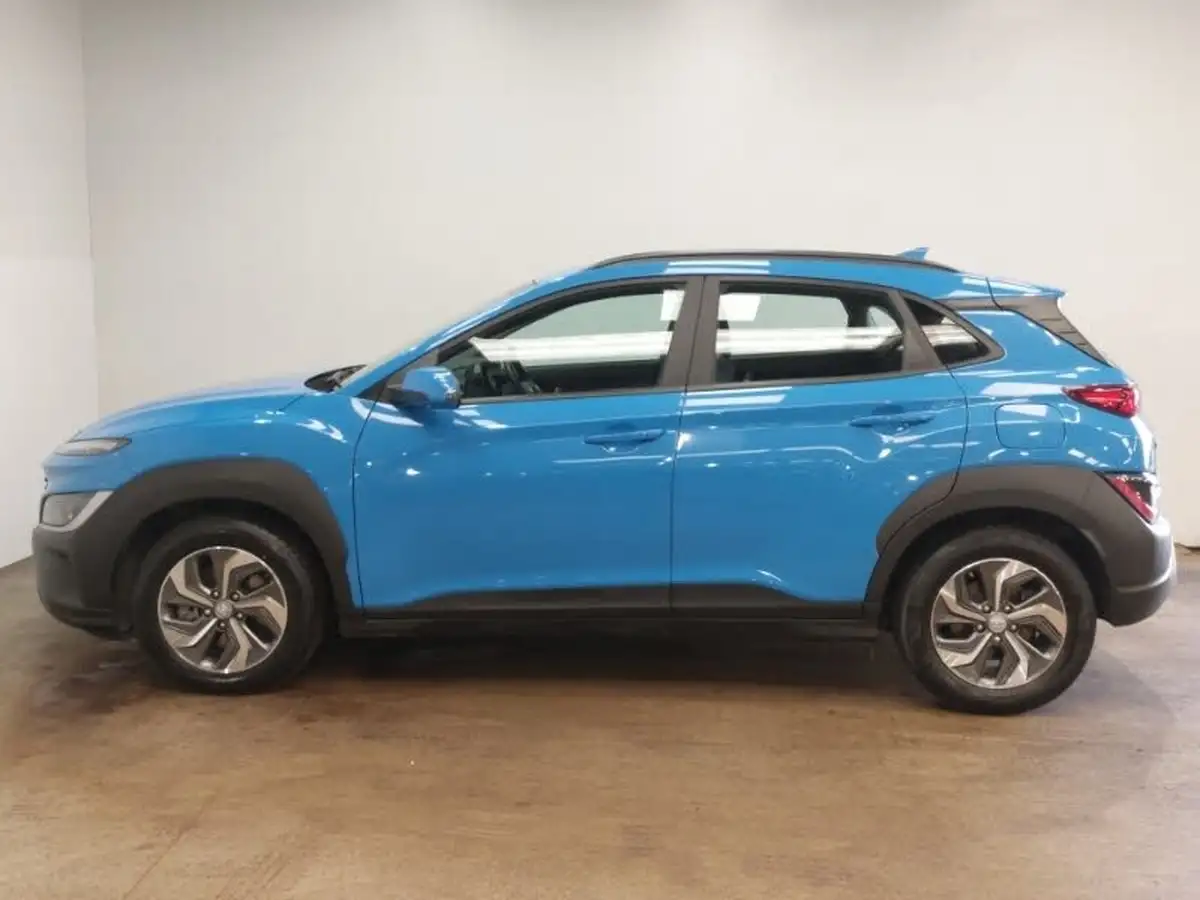 2022-hyundai-kona-16-gdi-se-connect-big-3