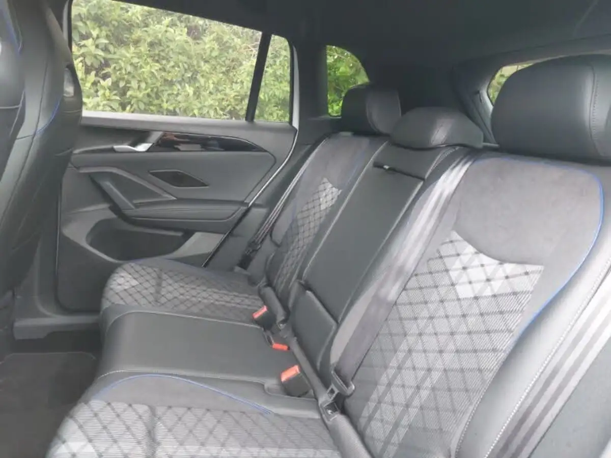 2024-volkswagen-tiguan-20tdi-r-line-150ps-big-5