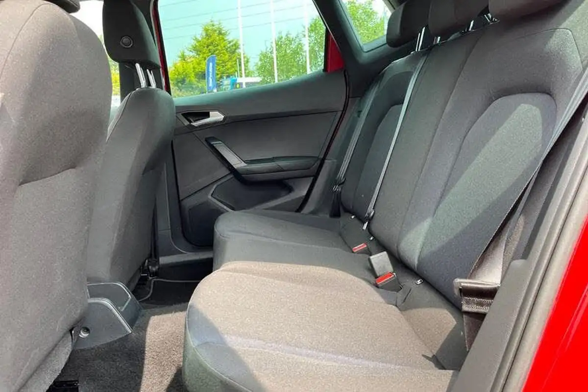2021-seat-arona-10-tsi-fr-110ps-big-19