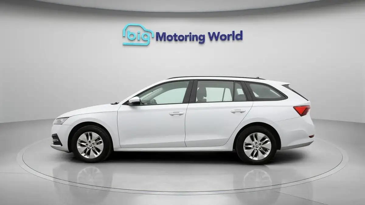 2022-skoda-octavia-10-tsi-se-technology-110ps-estate-big-4