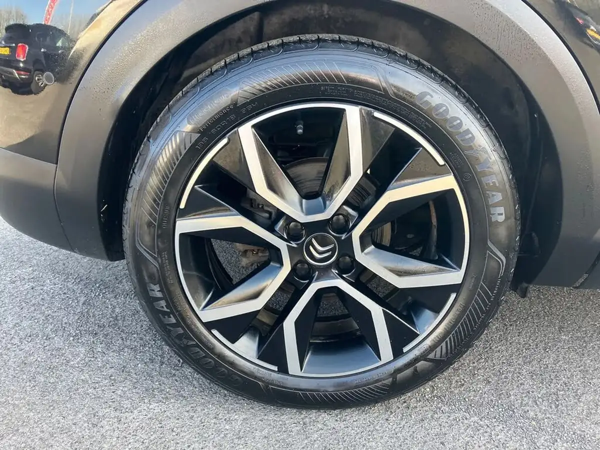 2022-citroen-c4-e-shine-plus-big-7