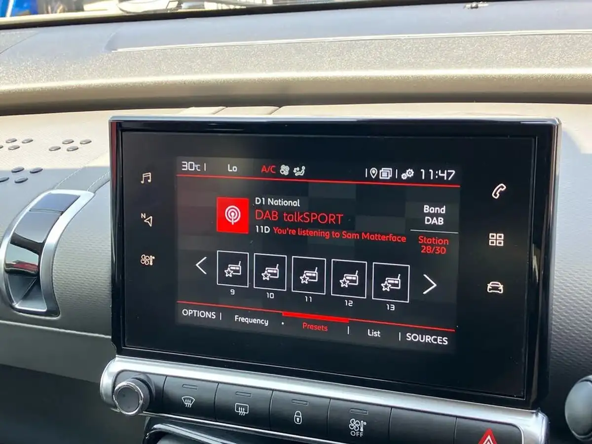 2020-citroen-c4-cactus-12-puretech-flair-110ps-big-10