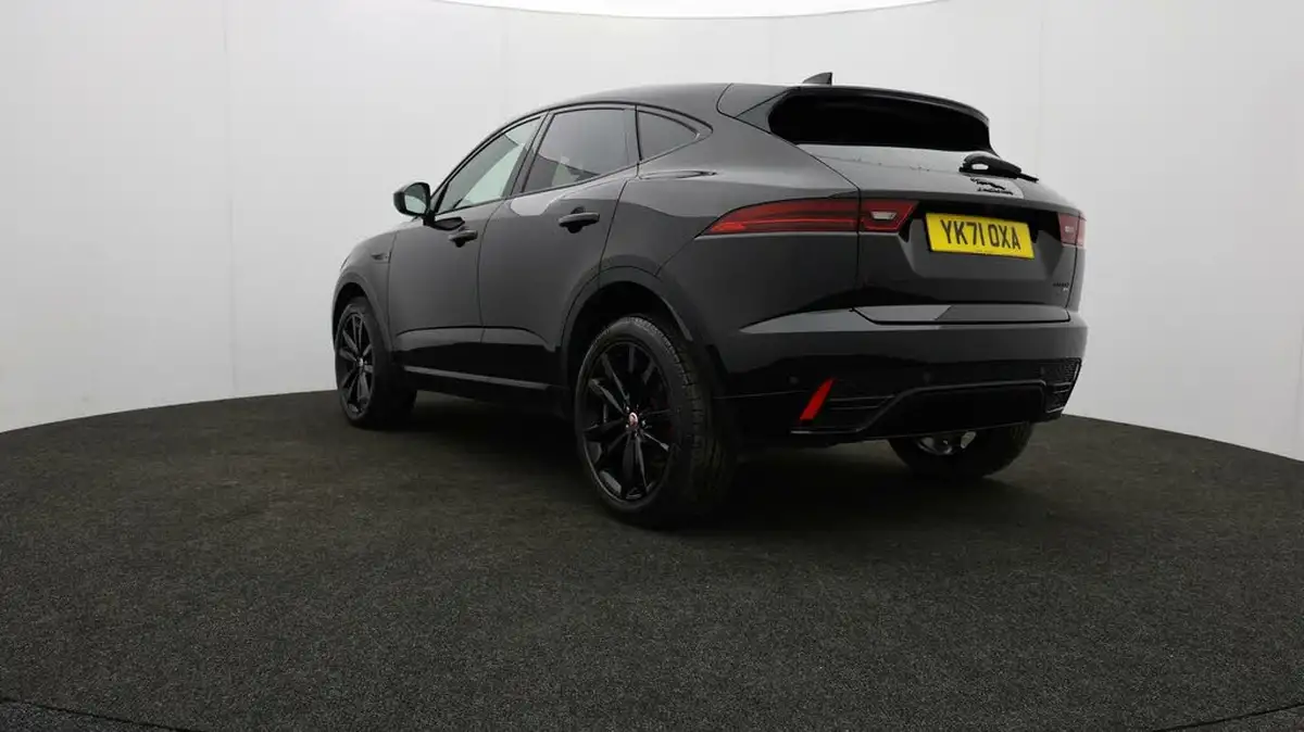 2021-jaguar-e-pace-20-d200-r-dynamic-black-big-77