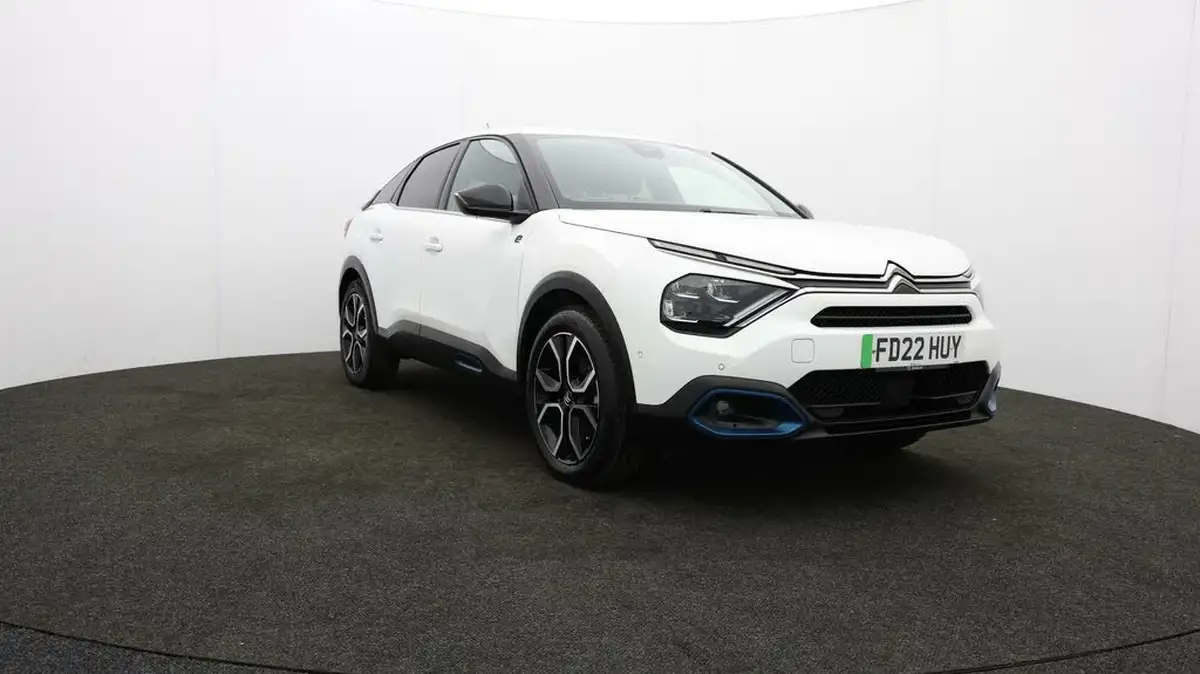 2022-citroen-c4-e-shine-plus-big-43