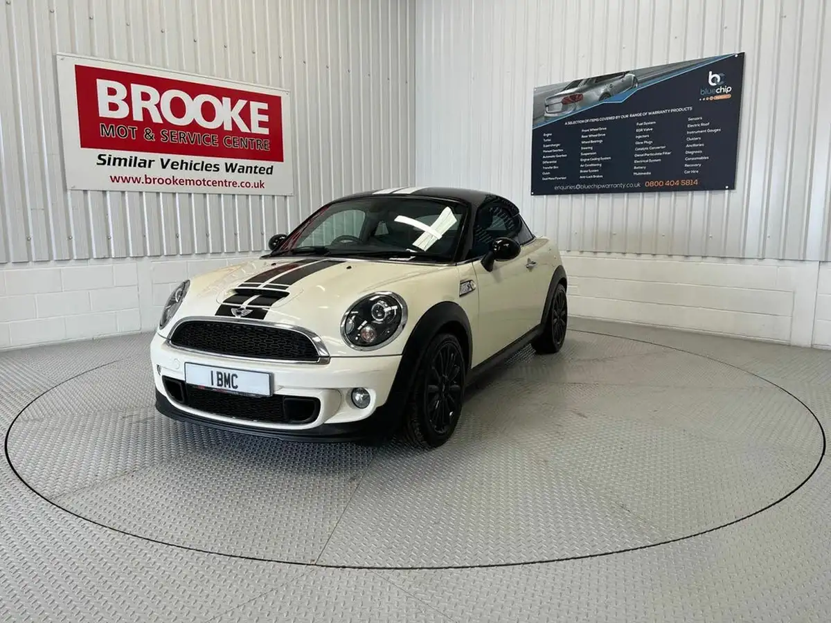 2012-mini-cooper-16-cooper-s-184bhp-coupe-3d-big-1