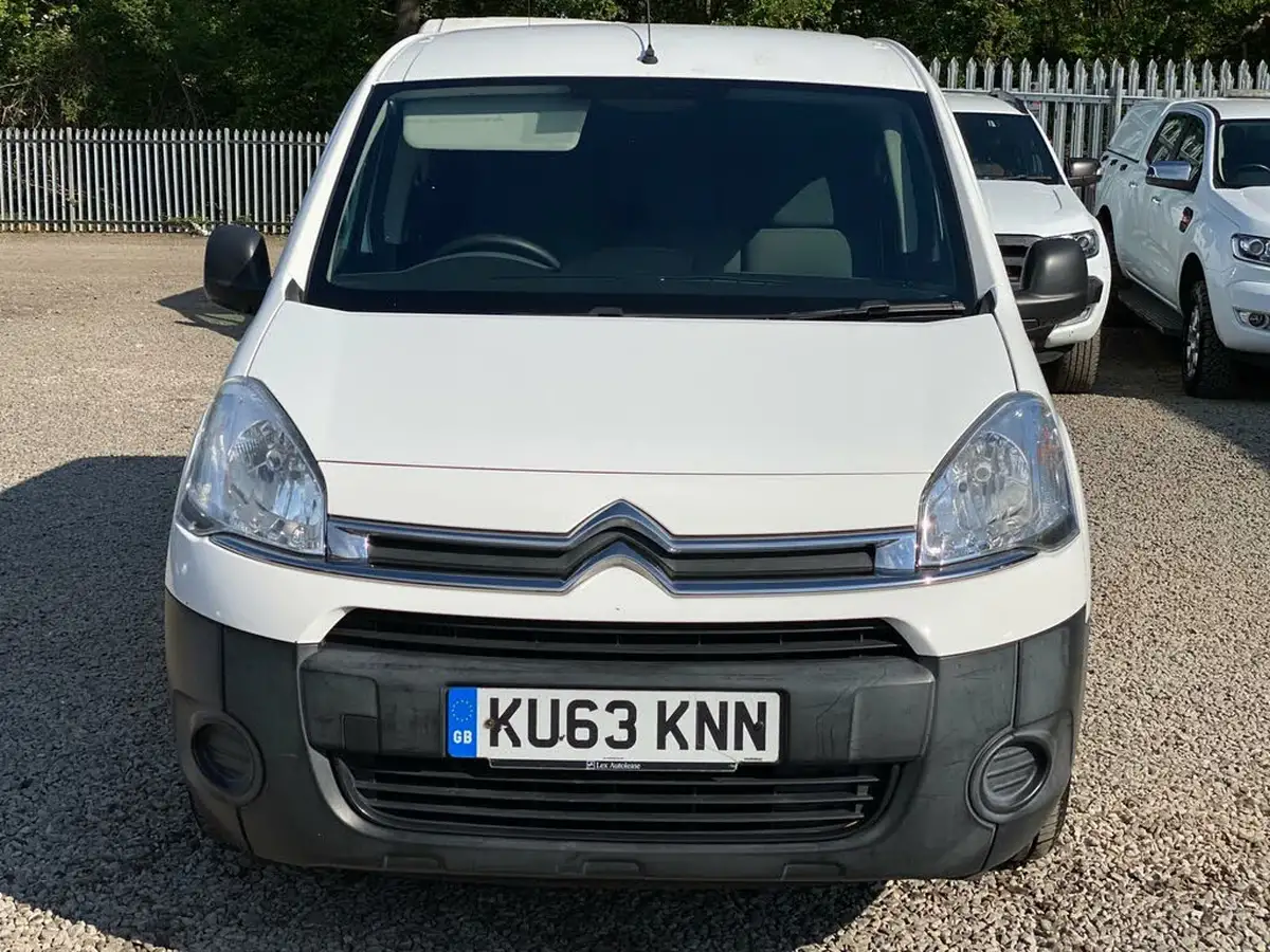 2013-citroen-berlingo-16td-l1-625-lx-airdream-airdream-panel-big-17