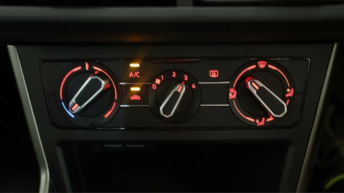 2020-volkswagen-polo-10-match-big-12