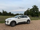2015-porsche-macan-20-small-5