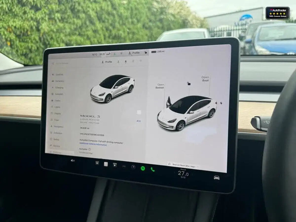 2021-tesla-model-3-e-long-range-awd-big-23