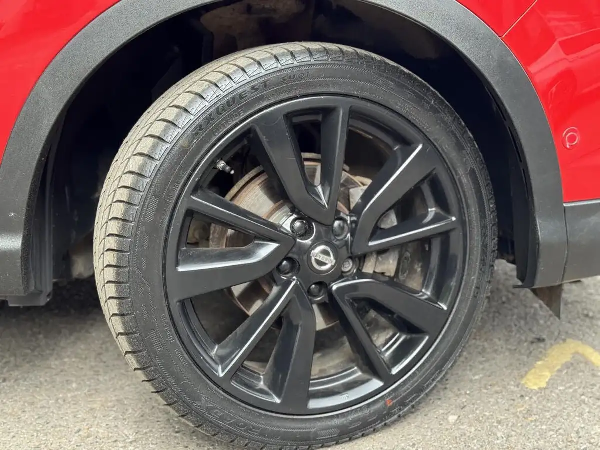 2017-nissan-qashqai-15dci-tekna-big-4