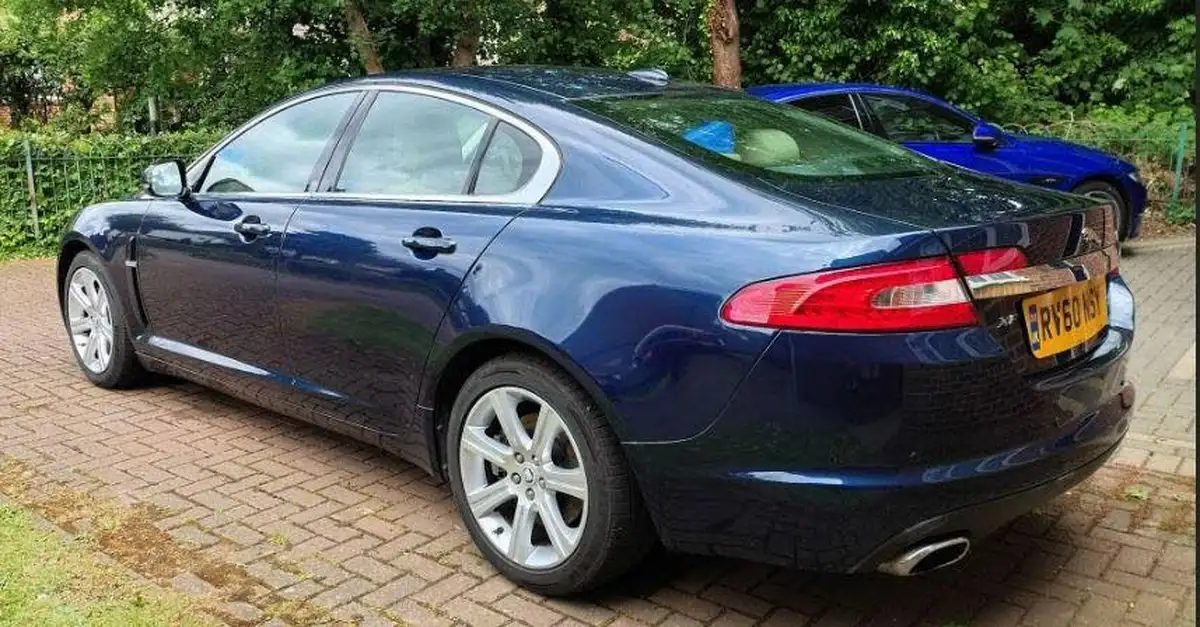 2010-jaguar-xf-30td-luxury-big-2