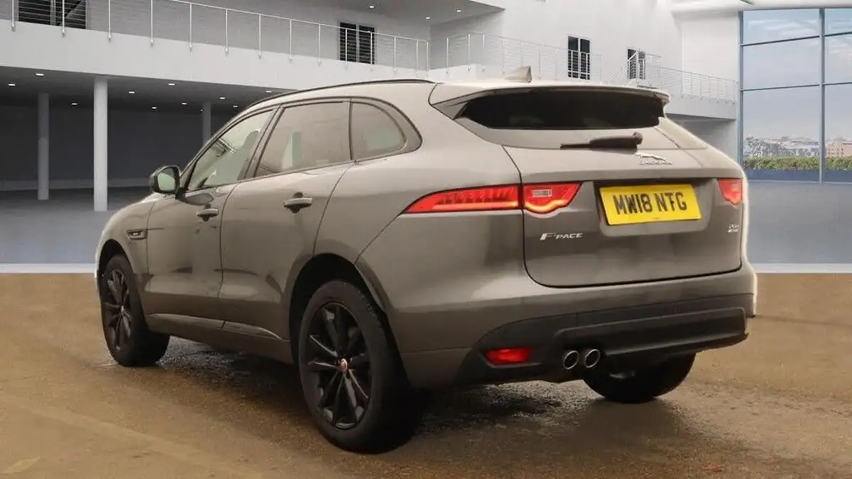 2018-jaguar-f-pace-20-i4d-r-sport-180ps-awd-auto-big-2