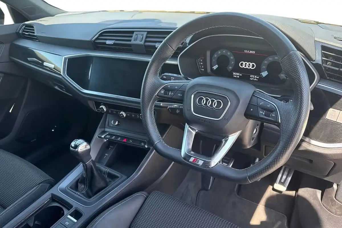 2022-audi-q3-15-35-tfsi-black-edition-cod-station-wagon-big-13