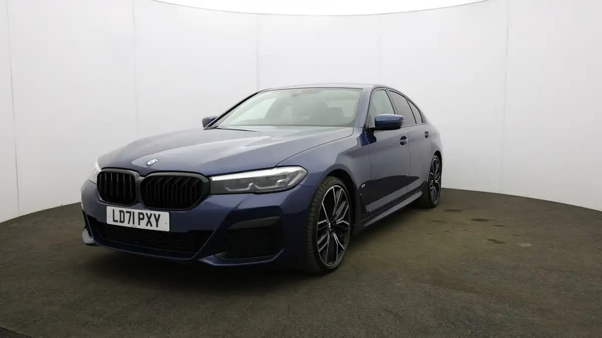 2021-bmw-5-series-20td-520d-m-sport-mht-saloon-4d-big-39