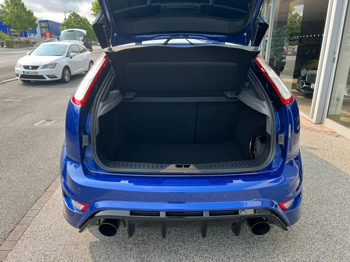 2010-ford-focus-25-rs-big-42