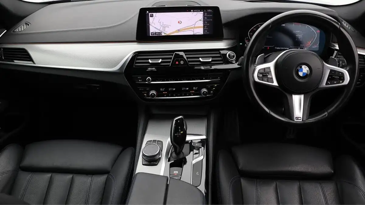 2020-bmw-5-series-20td-520d-m-sport-190ps-mht-touring-5d-big-18