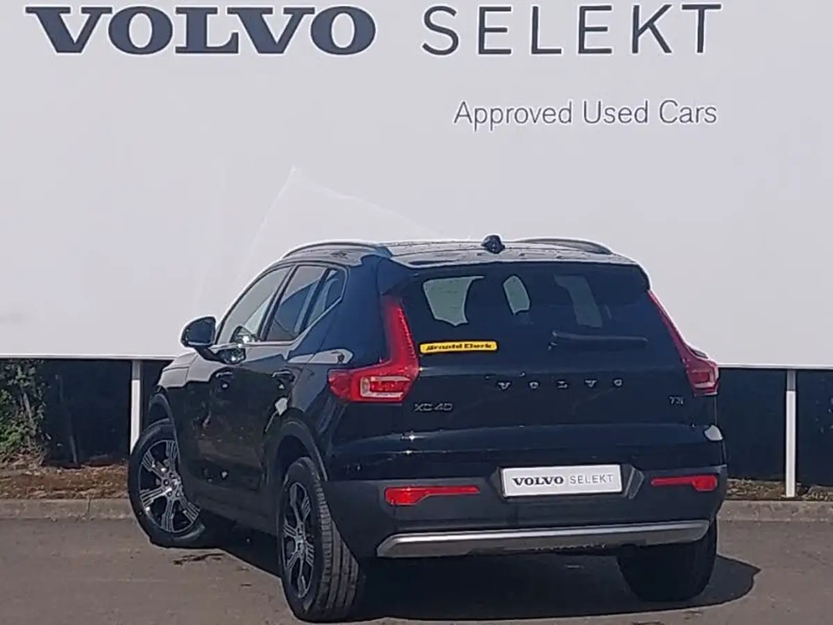 2020-volvo-xc40-15-t3-inscription-big-1