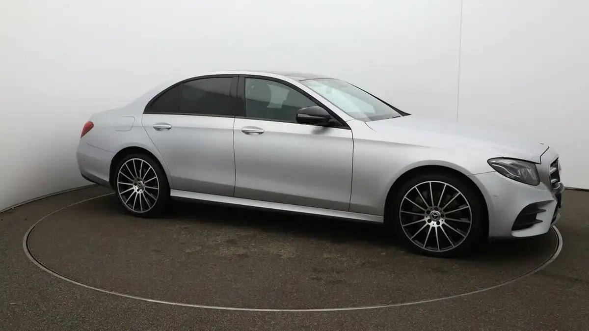 2019-mercedes-benz-e-class-30-d-e400d-amg-line-night-edition-premium-plus-saloon-4d-big-47