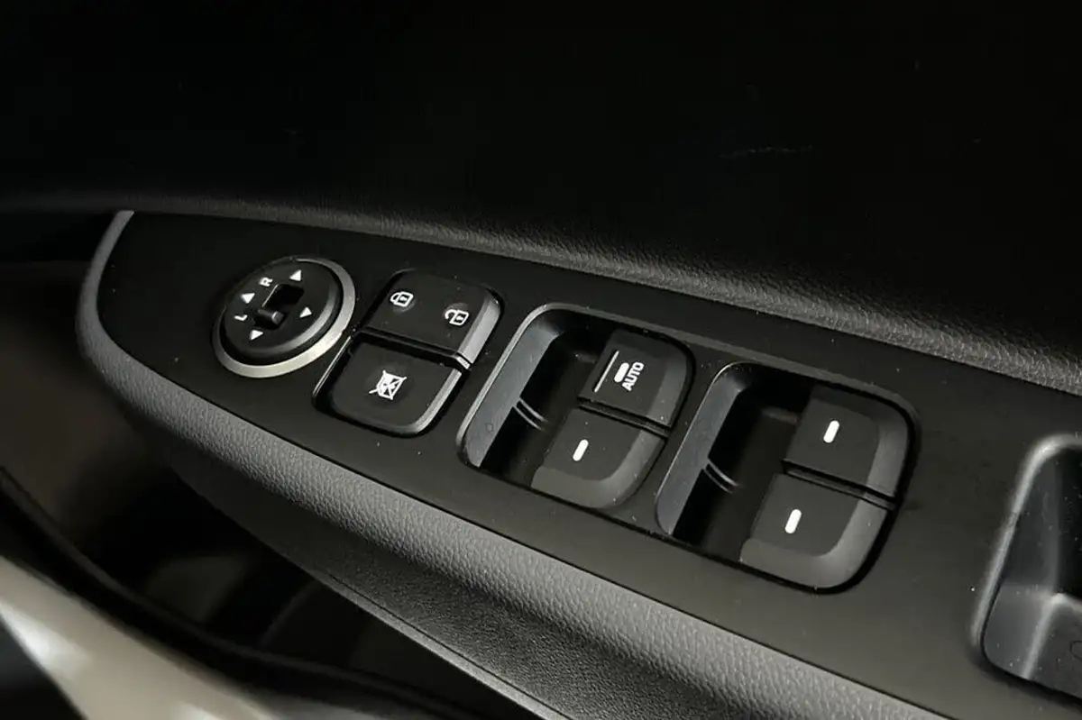 2019-hyundai-i10-12-premium-87ps-1248cc-auto-big-33