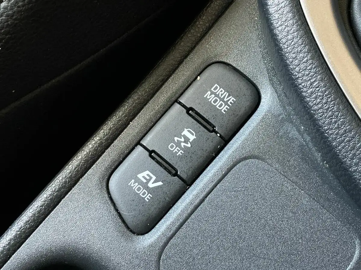 2023-toyota-yaris-cross-15-vvt-i-excel-awd-i-big-50