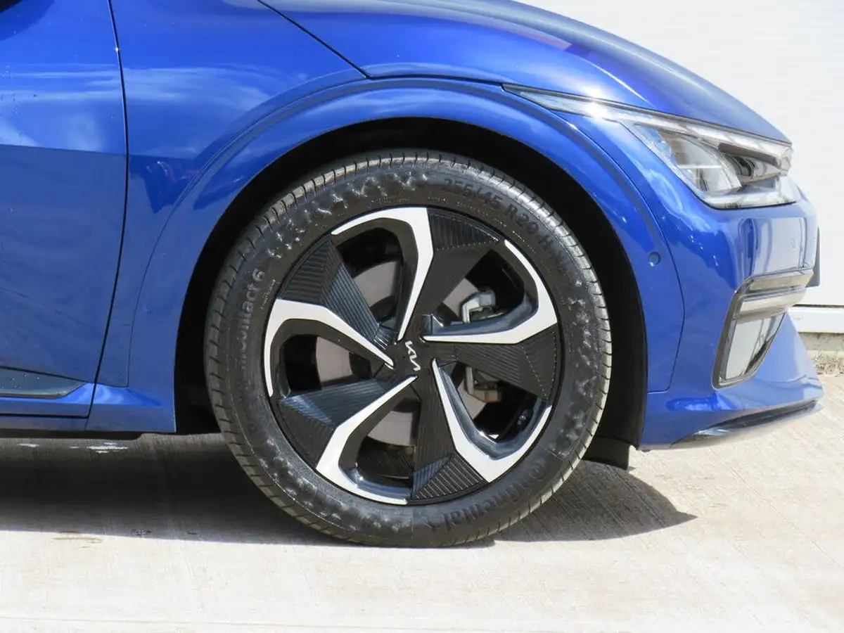 2023-kia-ev6-e-gt-line-s-225bhp-big-7