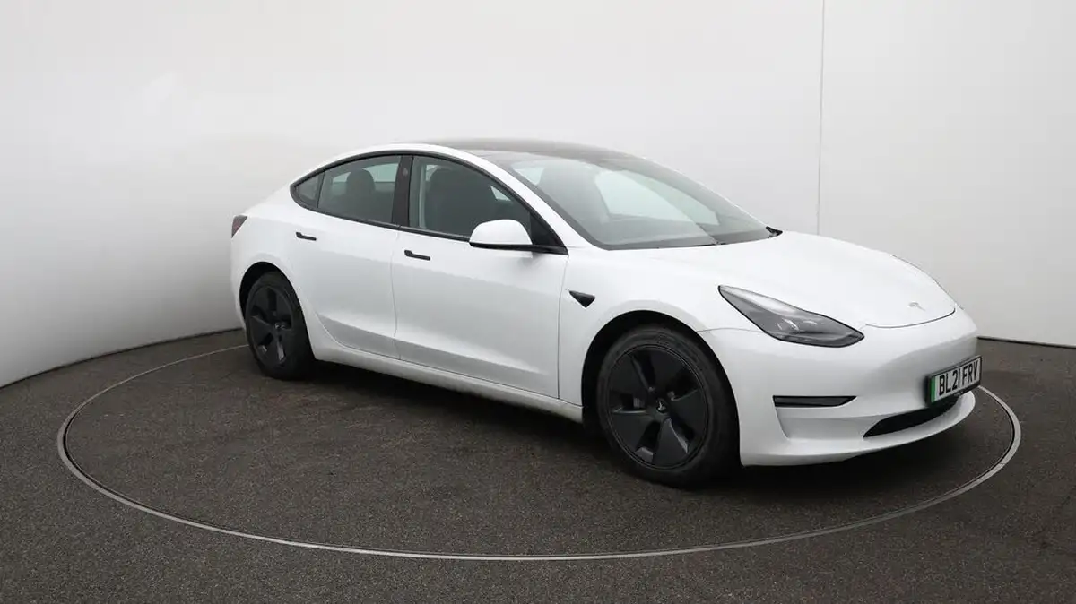 2021-tesla-model-3-e-long-range-4x4-big-42