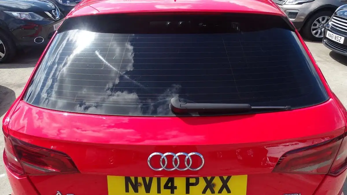 2014-audi-a3-20-tdi-se-sportback-5d-1968cc-s-tronic-big-22