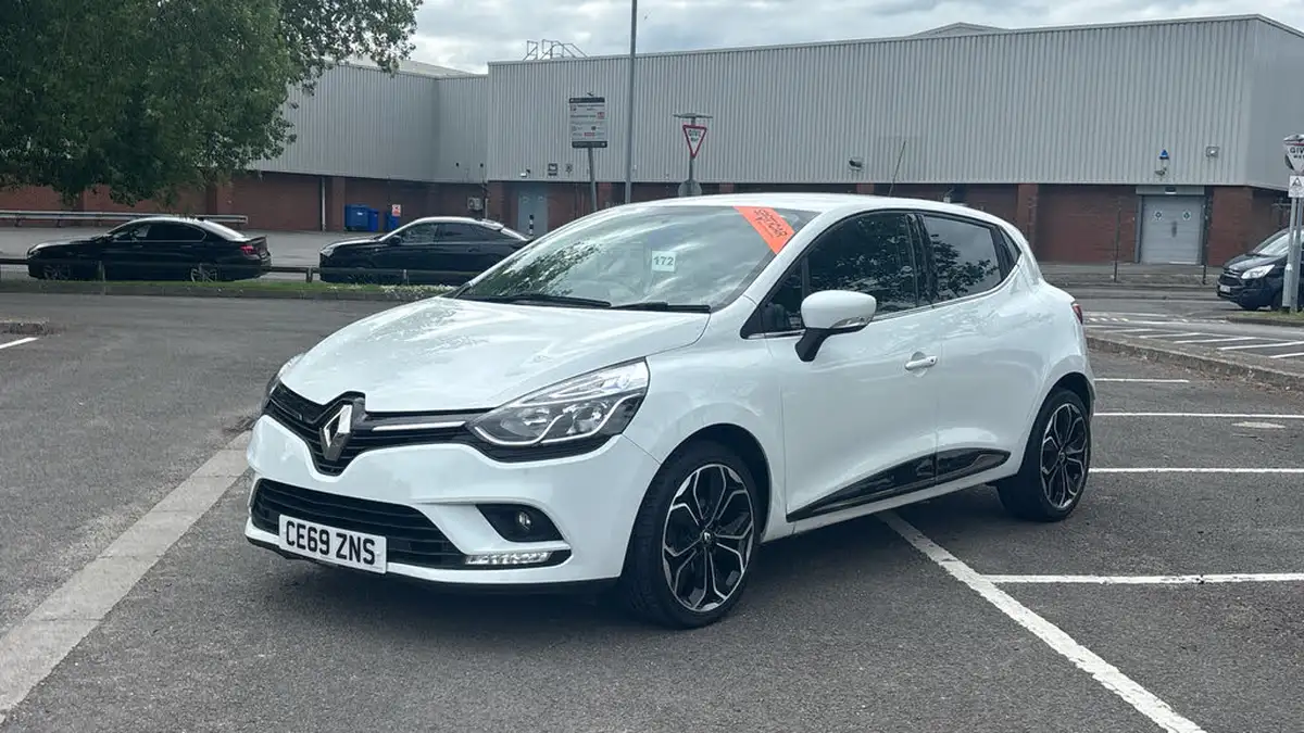 2019-renault-clio-09-tce-iconic-90ps-big-6