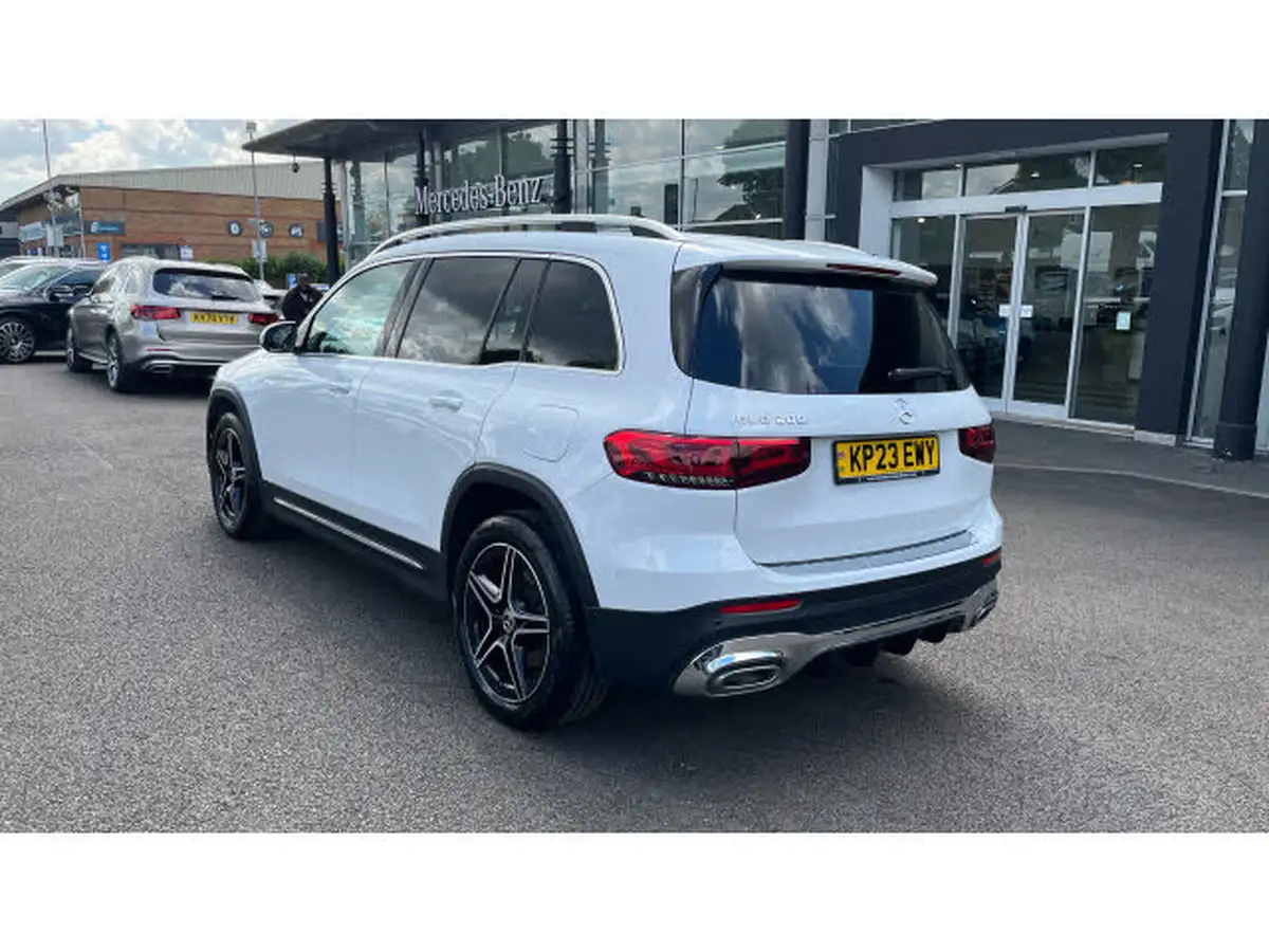 2023-mercedes-benz-glb-class-13-glb200-amg-line-executive-big-39