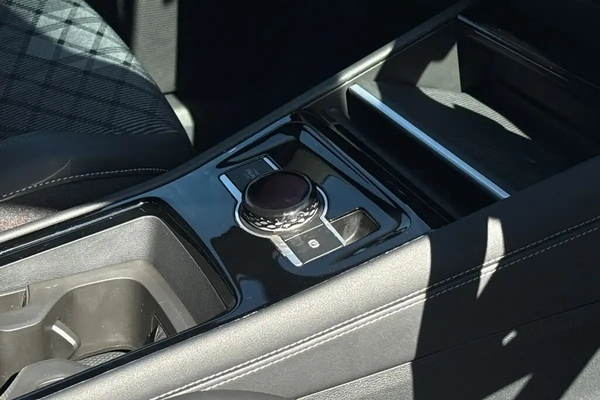 2024-volkswagen-tiguan-15-etsi-r-line-big-22