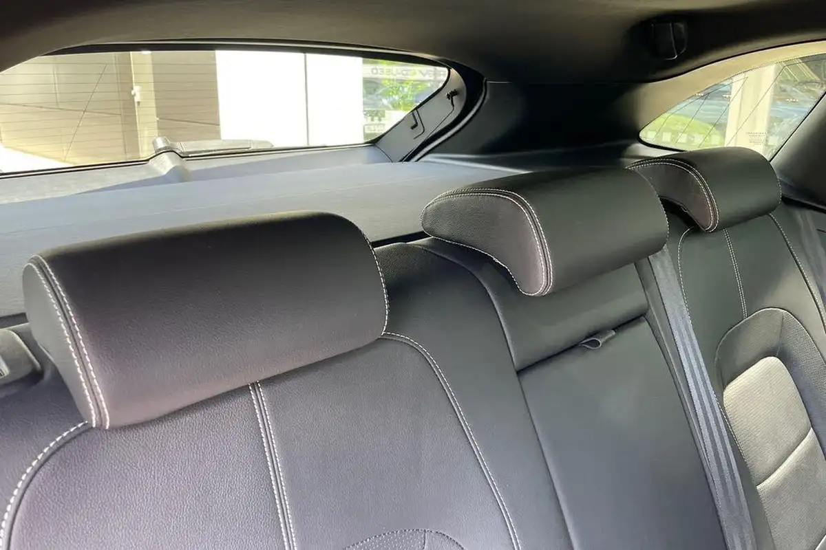 2022-jaguar-f-pace-20-p250-r-dynamic-black-big-26