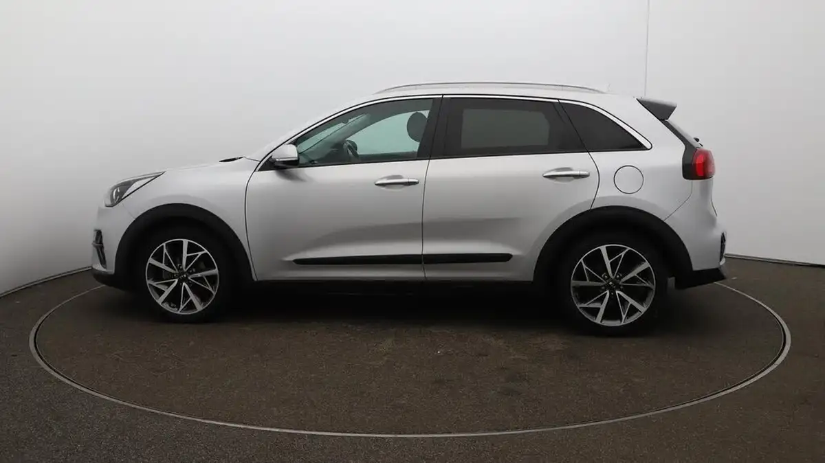 2019-kia-niro-16-gdi-3-156kwh-big-56