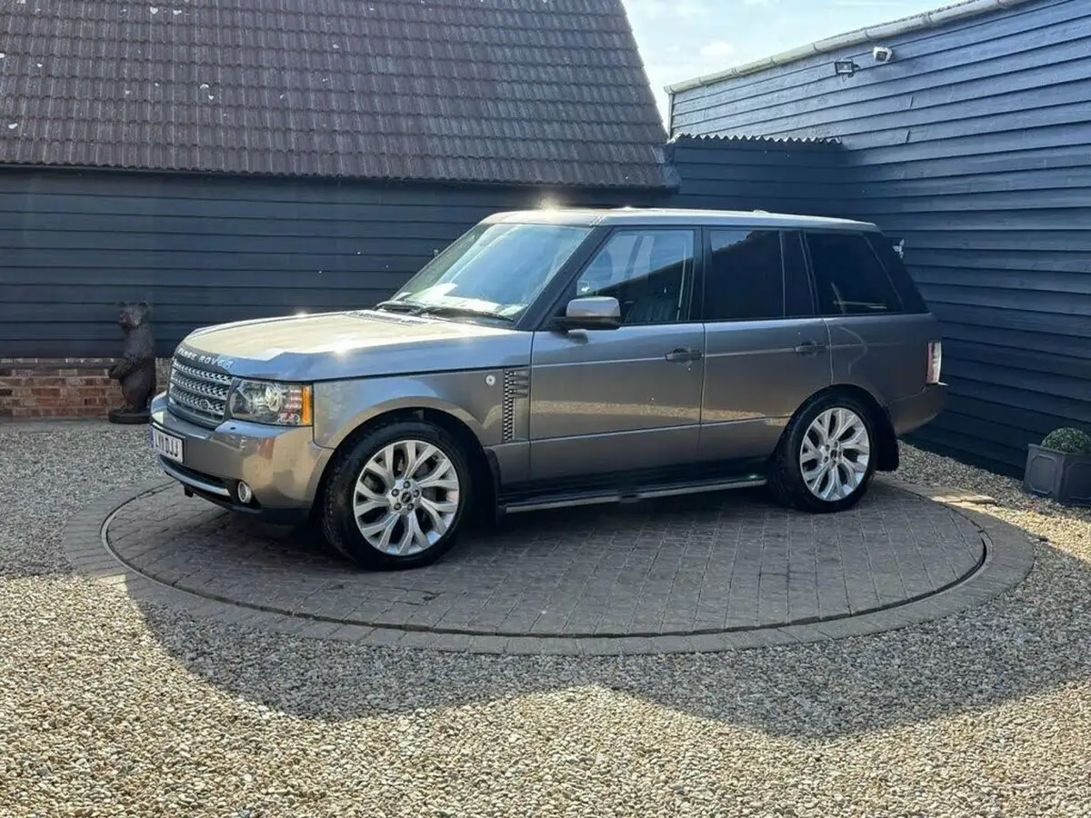 2011-land-rover-range-rover-44td-vogue-big-23