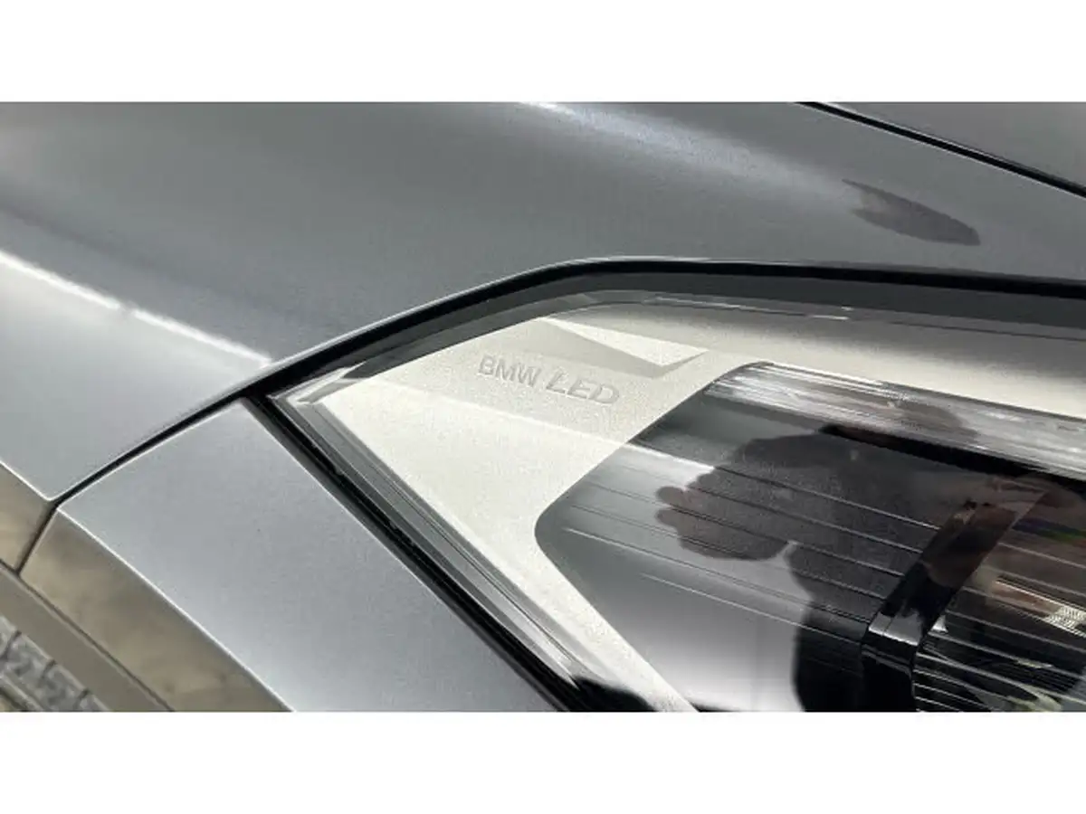 2021-bmw-x1-20-xdrive20i-xline-big-21