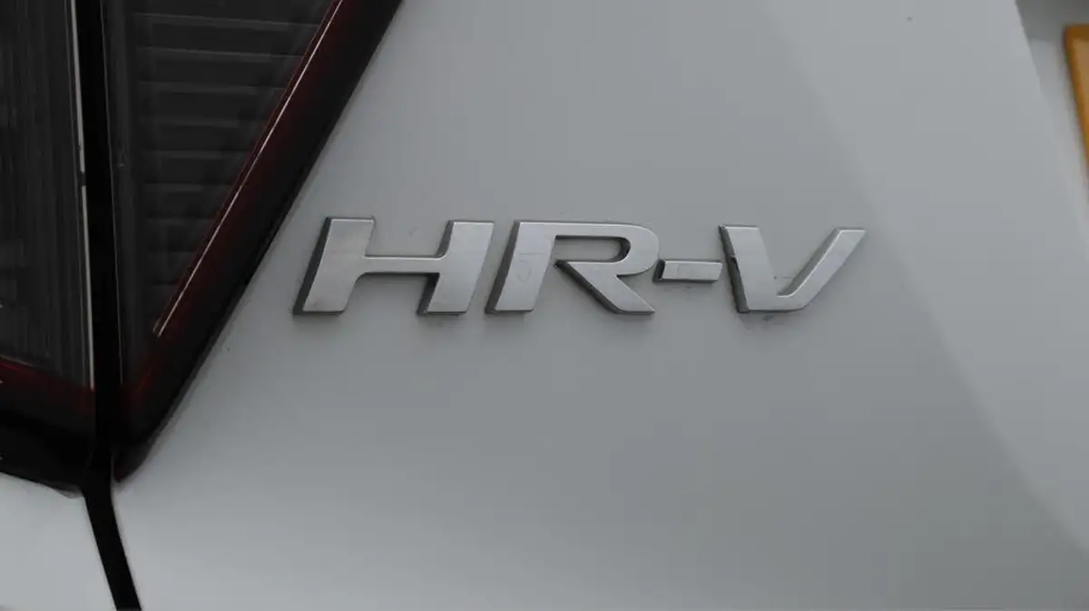 2019-honda-hr-v-15-i-vtec-ex-cvt-big-21