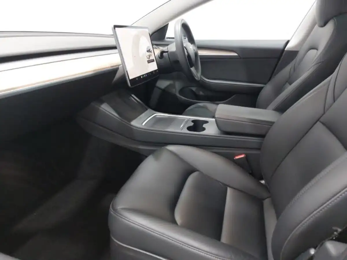 2021-tesla-model-3-e-long-range-awd-big-4