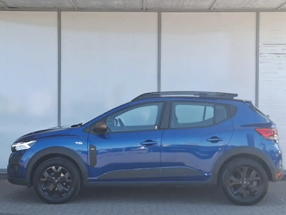 2024-dacia-sandero-stepway-10-tce-extreme-90bhp-big-3