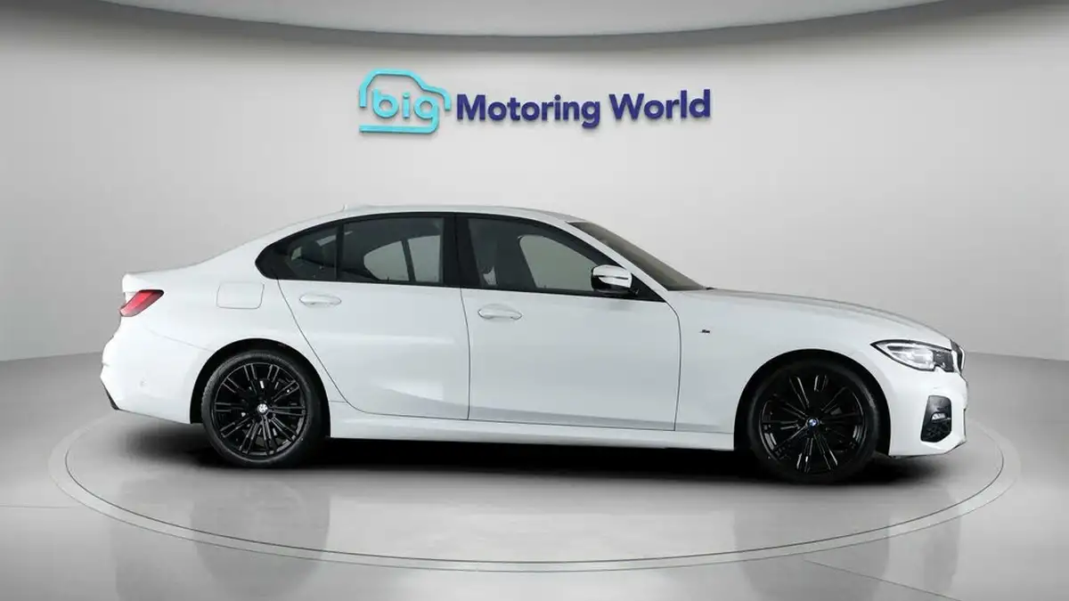 2022-bmw-3-series-20td-320d-m-sport-mht-saloon-4d-big-7