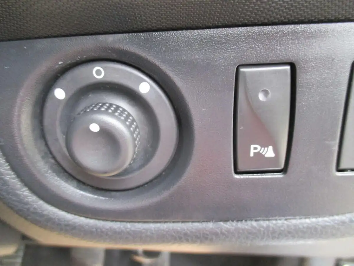 2019-dacia-sandero-10-sce-comfort-big-29