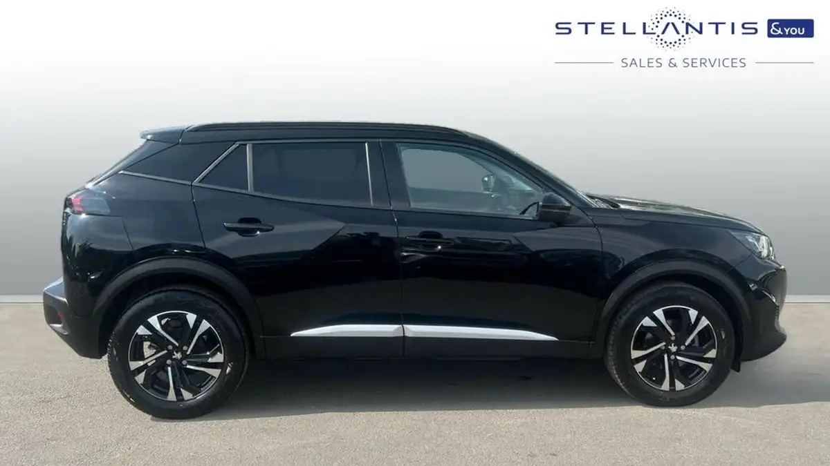 2022-peugeot-2008-suv-12-puretech-allure-premium-100bhp-big-1