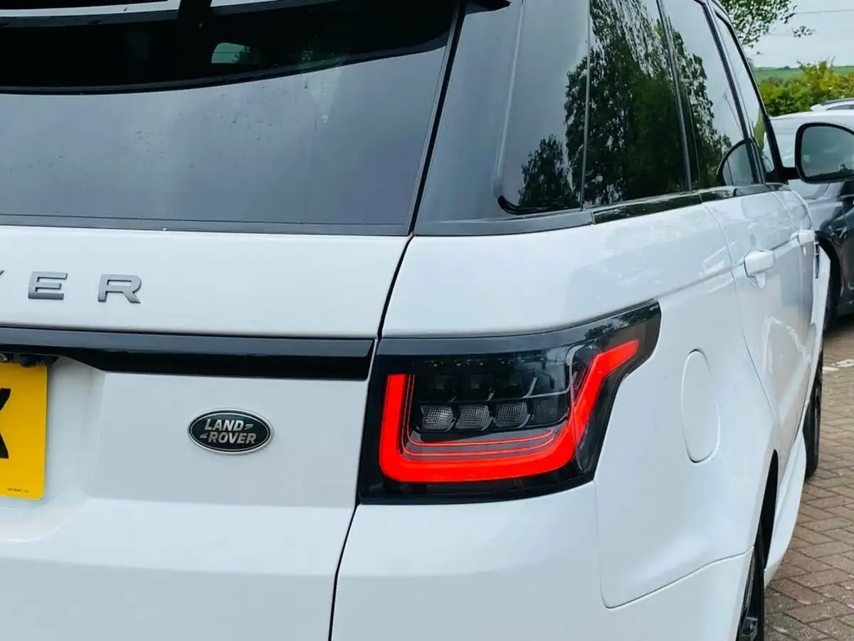 2018-land-rover-range-rover-sport-30-sd-v6-hse-dynamic-sdv6-big-15