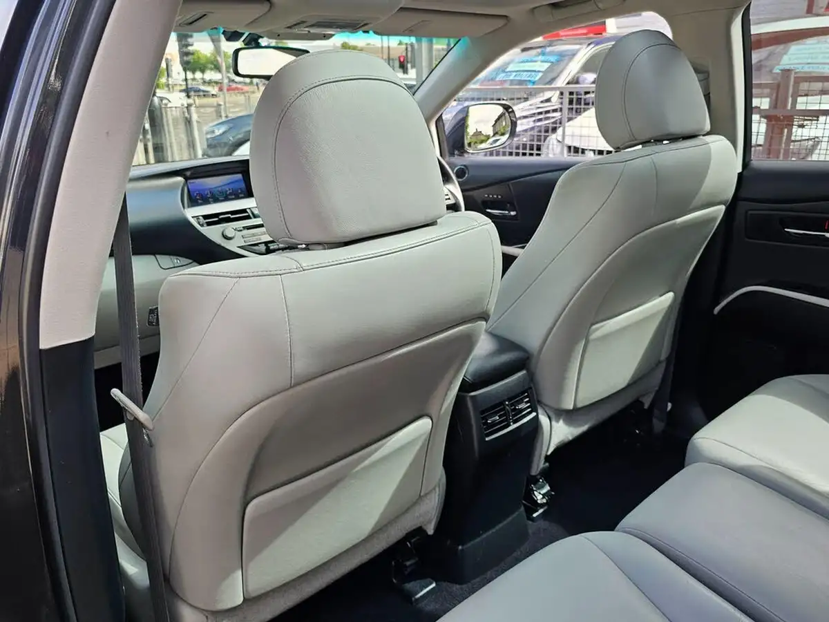 2011-lexus-rx-450h-35-se-i-4x4-big-70