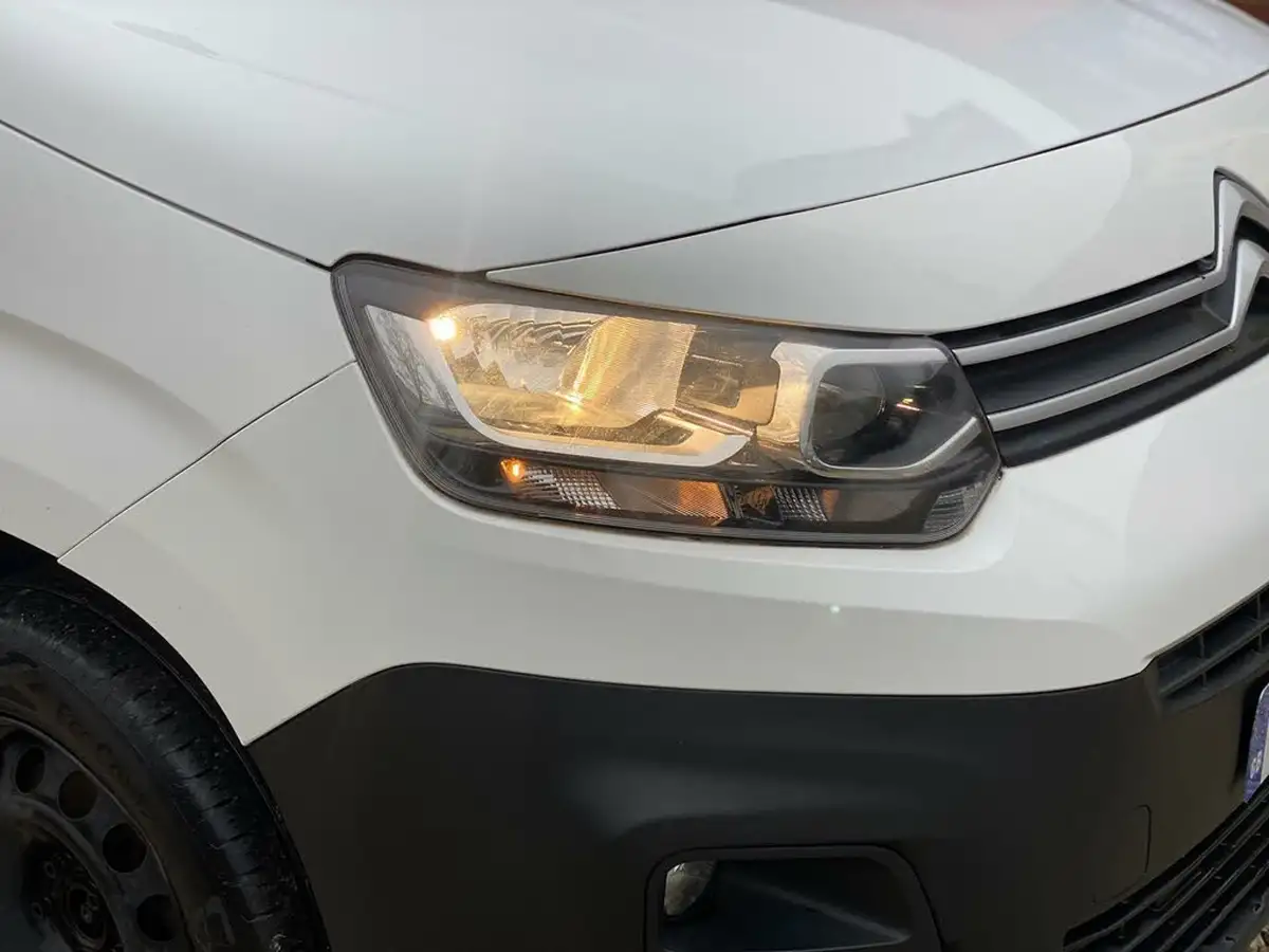 2019-citroen-berlingo-15bluehdi-1000-enterprise-100pseu6dt-e-panel-big-39