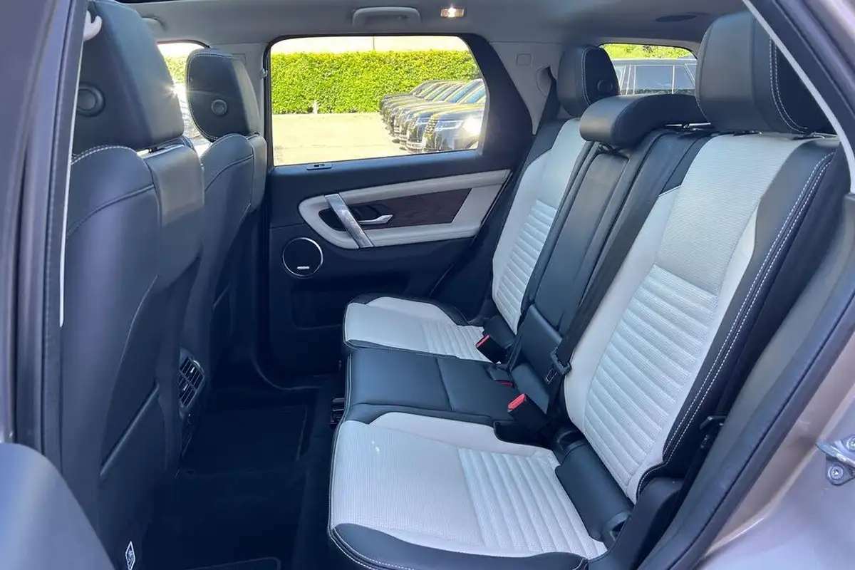 2022-land-rover-discovery-sport-20-p250-r-dynamic-hse-big-53