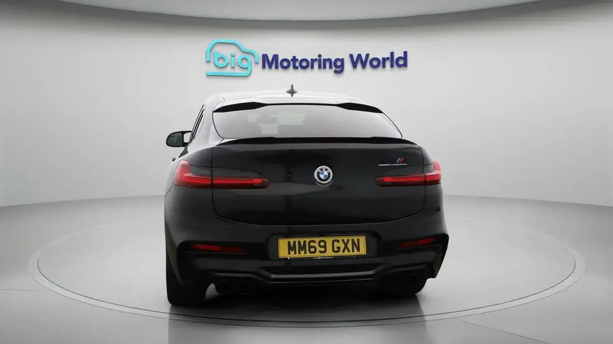 2019-bmw-x4-30-m-competition-big-6