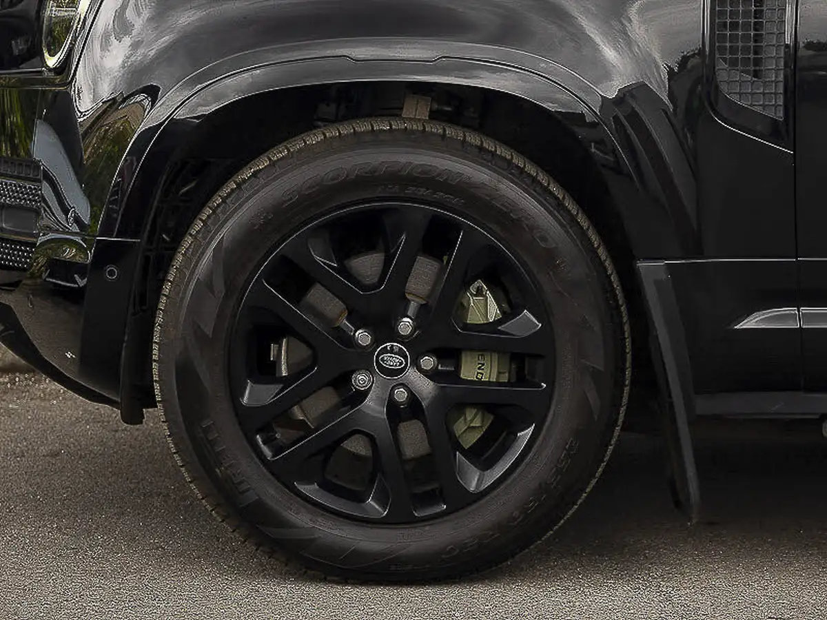 2023-land-rover-110-defender-20-p400e-xs-edition-big-16